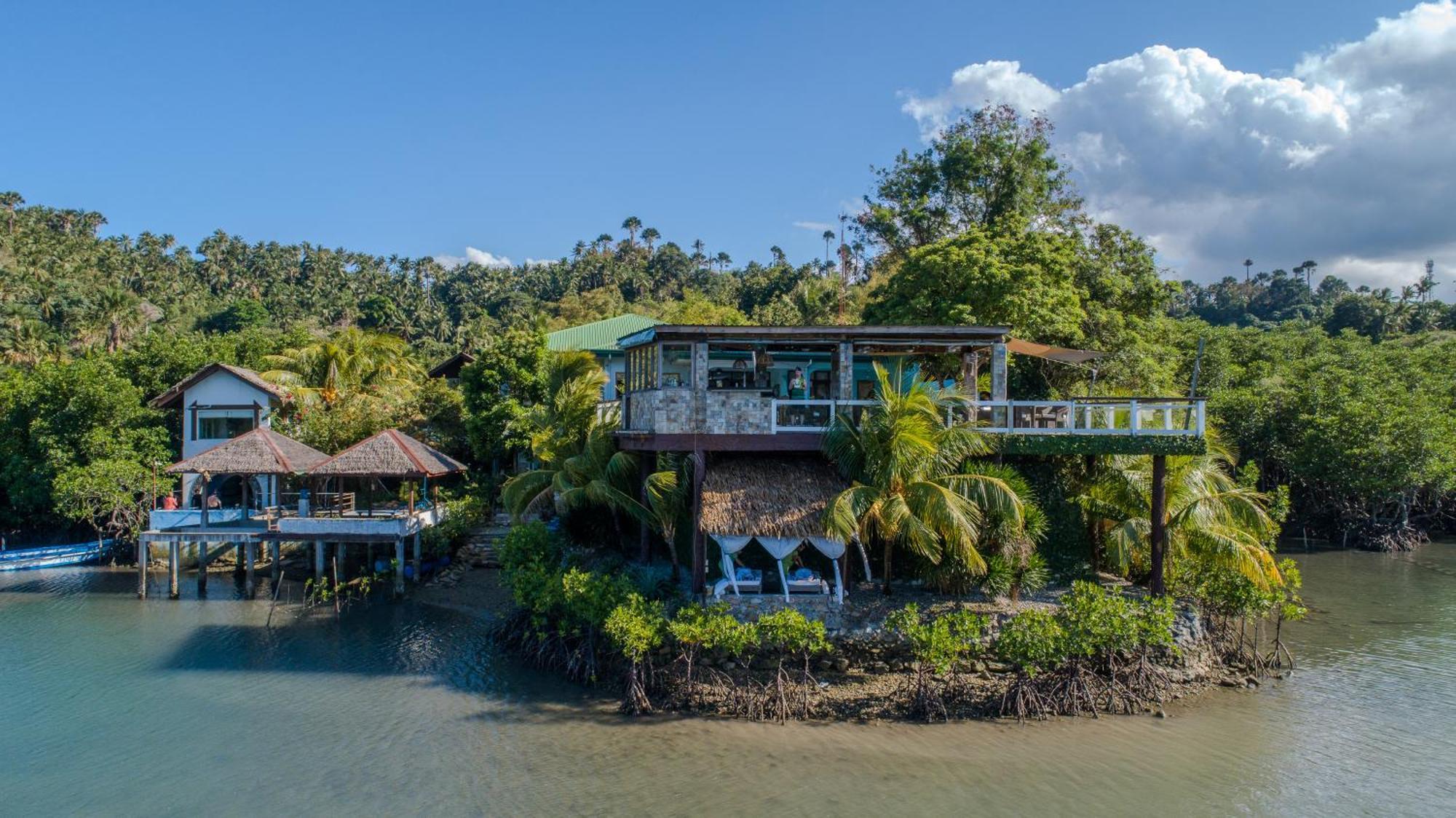 Edgewater Dive&Spa Resort Puerto Galera Exterior foto