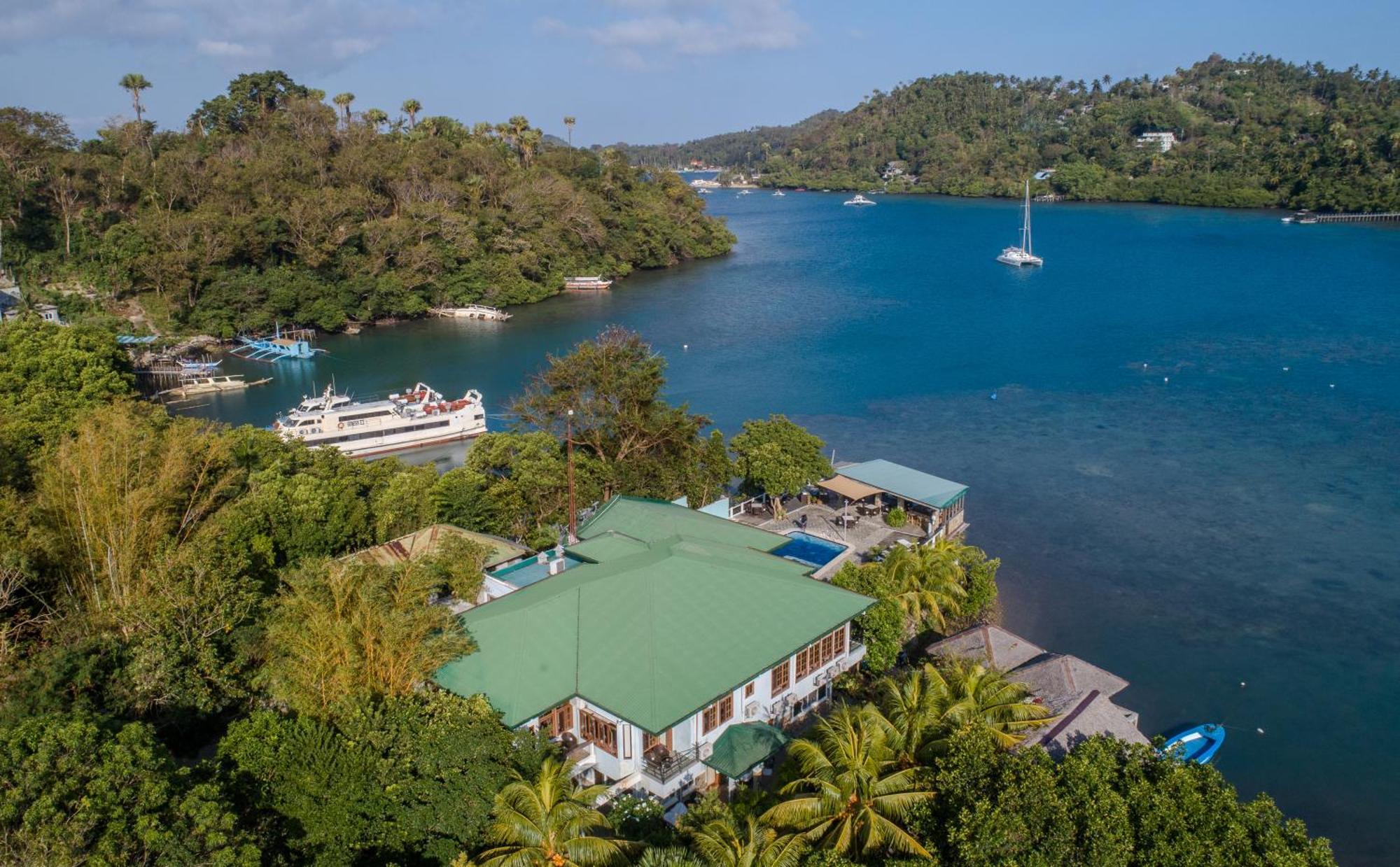 Edgewater Dive&Spa Resort Puerto Galera Exterior foto
